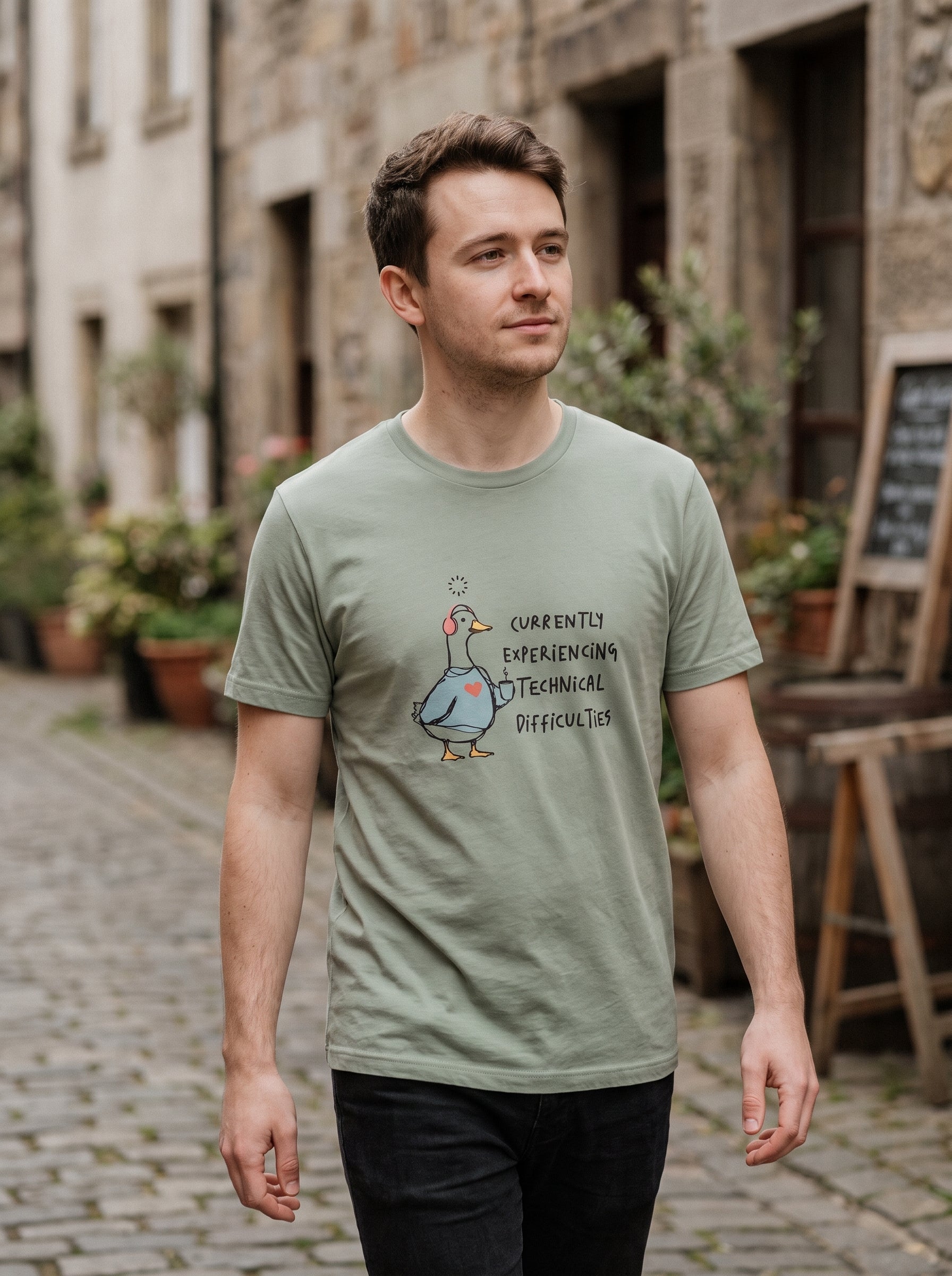 Derzeit technische Schwierigkeiten Gans T-Shirt | Eeviore