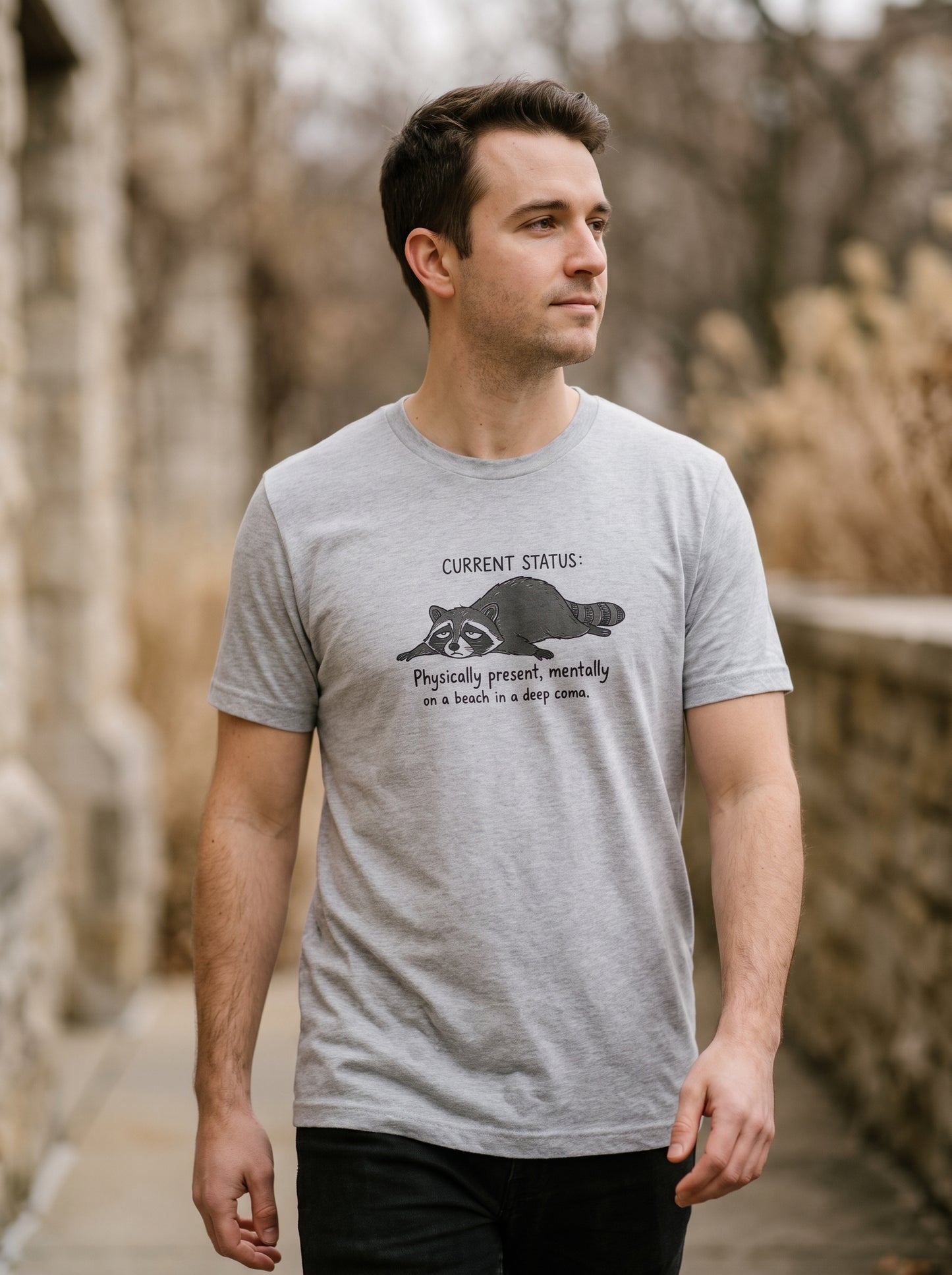Lustiges Waschbär-T-Shirt mit aktuellem Status | Eeviore